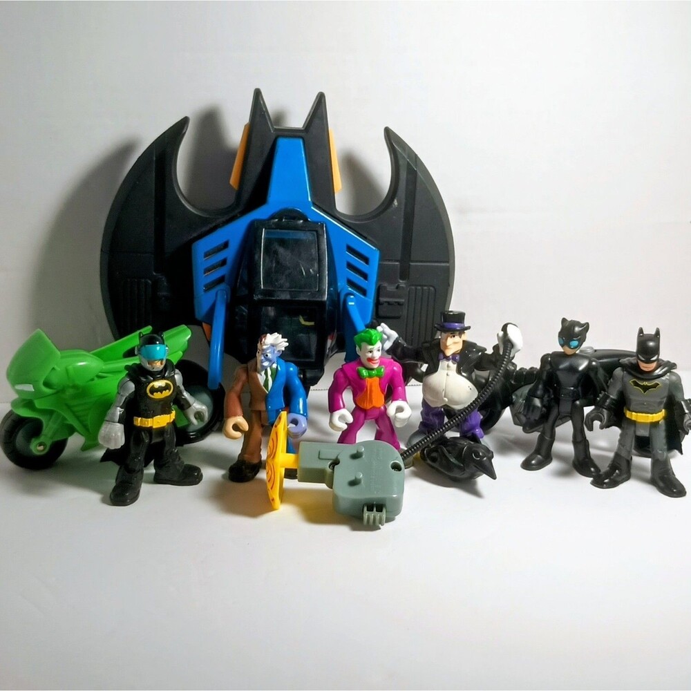 DC Super Friends Imaginext Batman Joker Mini Figure Penguin Batwing Motorcycle